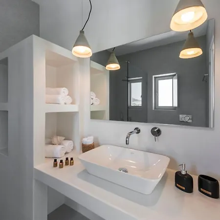 Luxury Complex Ninemia Maison d'hôtes 4*