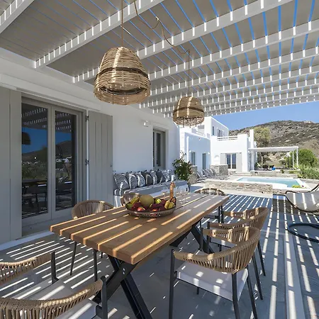 Luxury Complex Ninemia Maison d'hôtes 4*